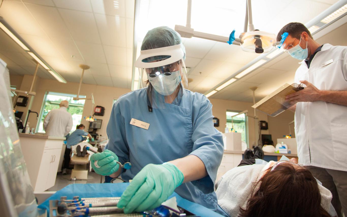 Looking for dental hygiene schools in BC? This Dental Hygienist found her path at VIU